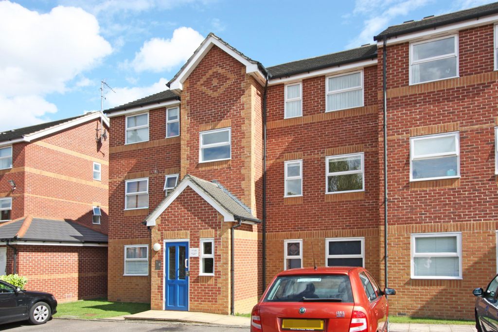 Property photo 1 of 5