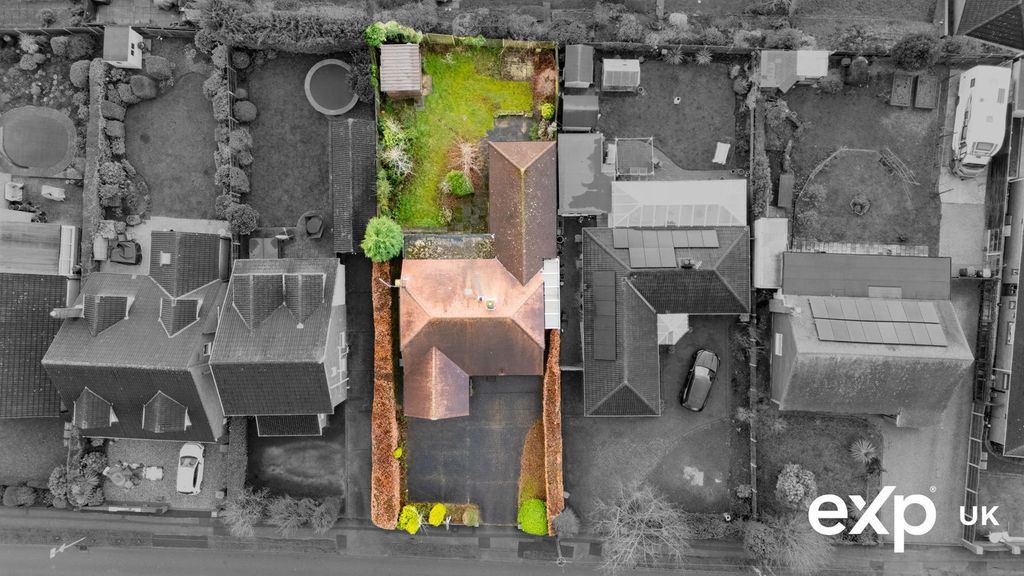 Property photo 3 of 26