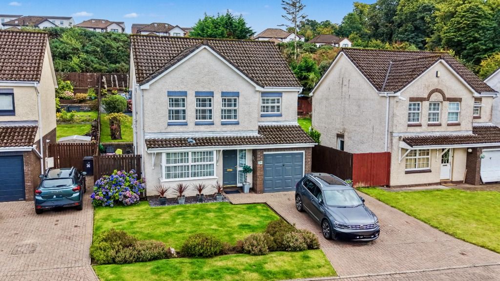 Property photo 2 of 33
