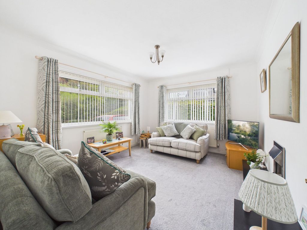 Property photo 2 of 45