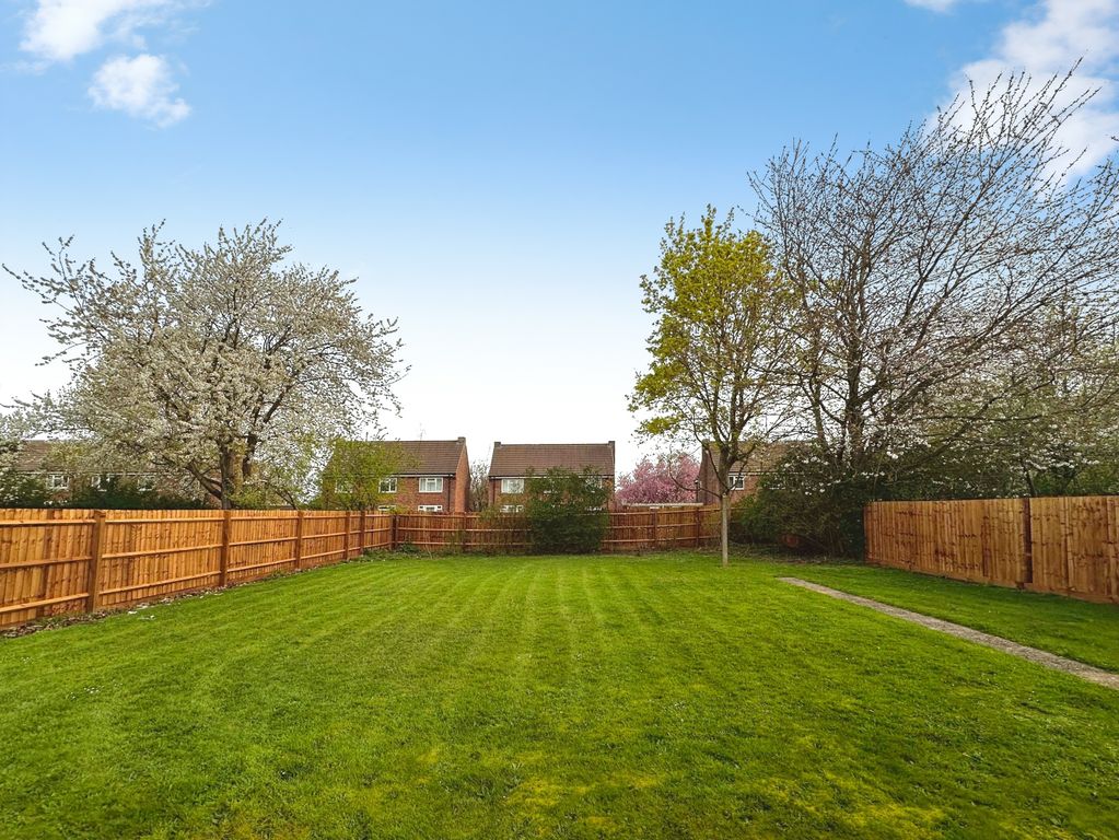 Property photo 3 of 24 Image