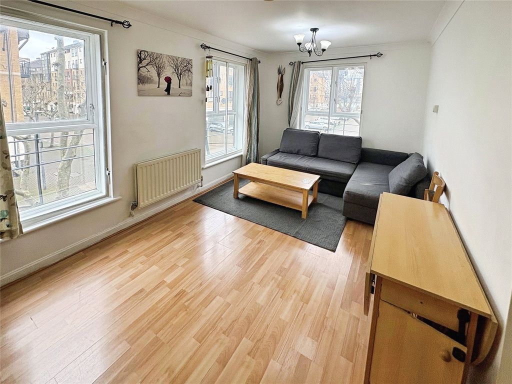 Property photo 2 of 9 Picture No. 16