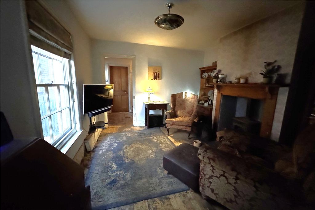 Property photo 3 of 9 Picture No. 08