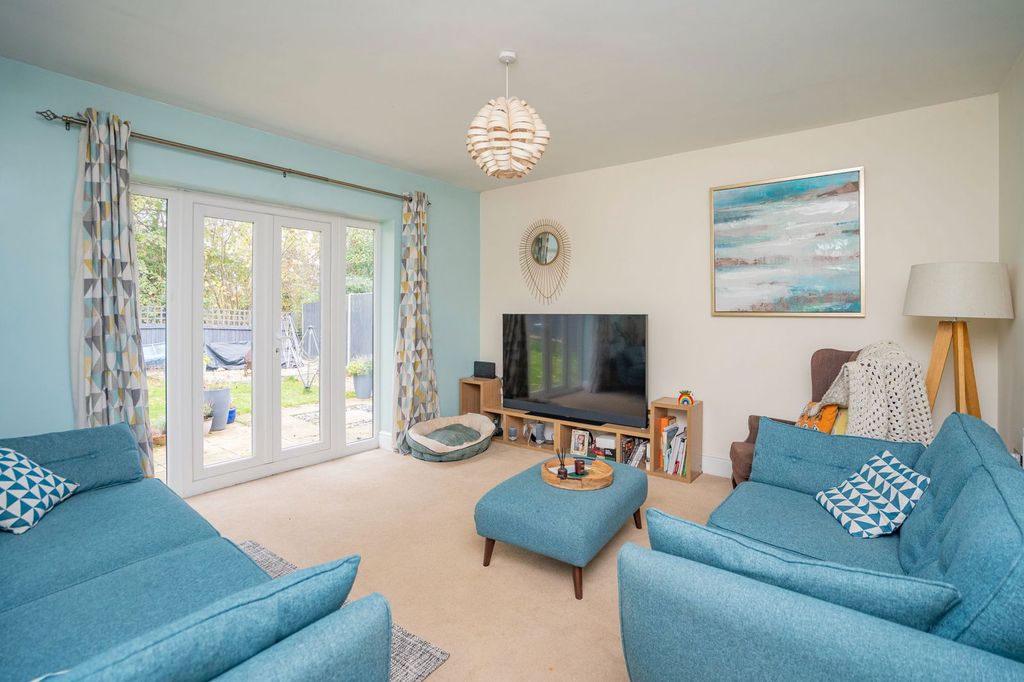 Property photo 3 of 14