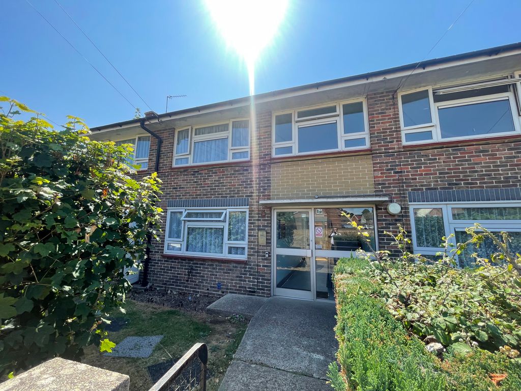 Property photo 1 of 6