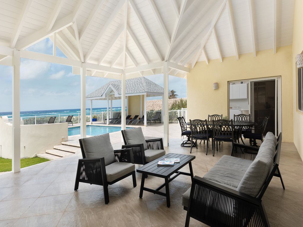 Property photo 2 of 16 Large Covered Patio