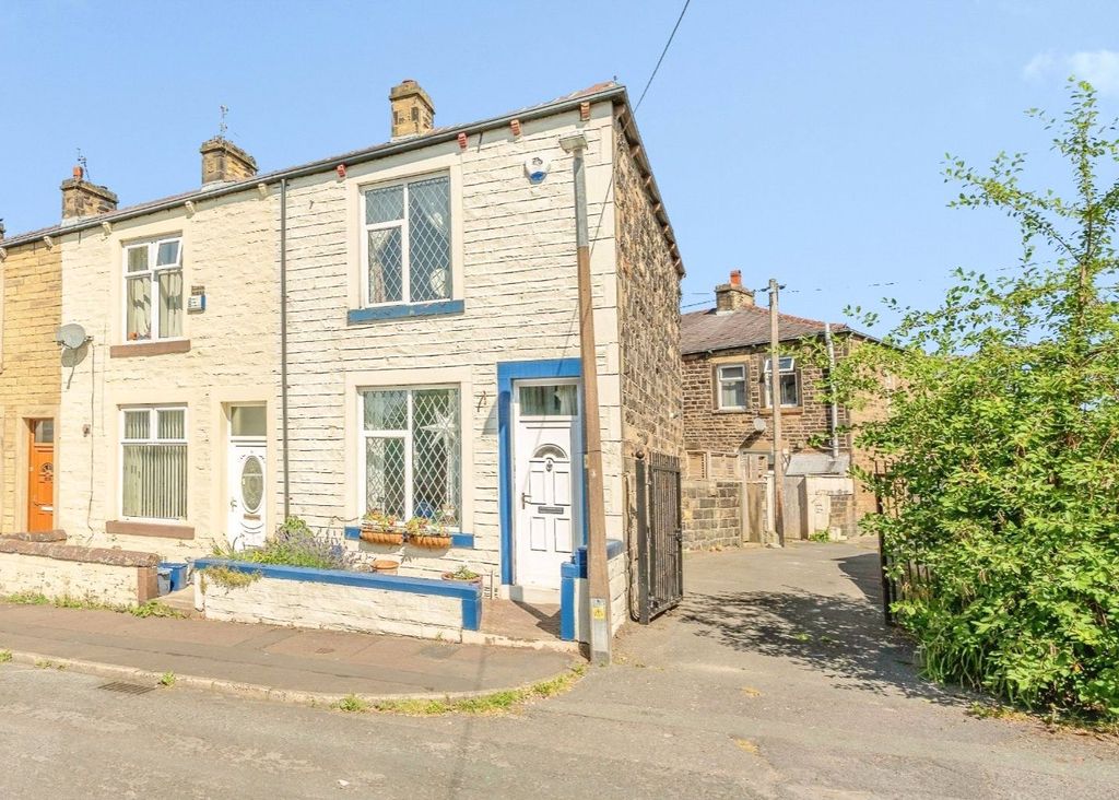 Property photo 1 of 12 Picture No. 16