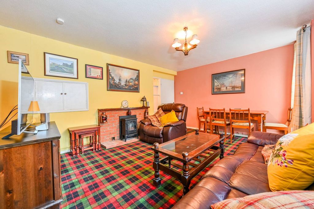 Property photo 3 of 15