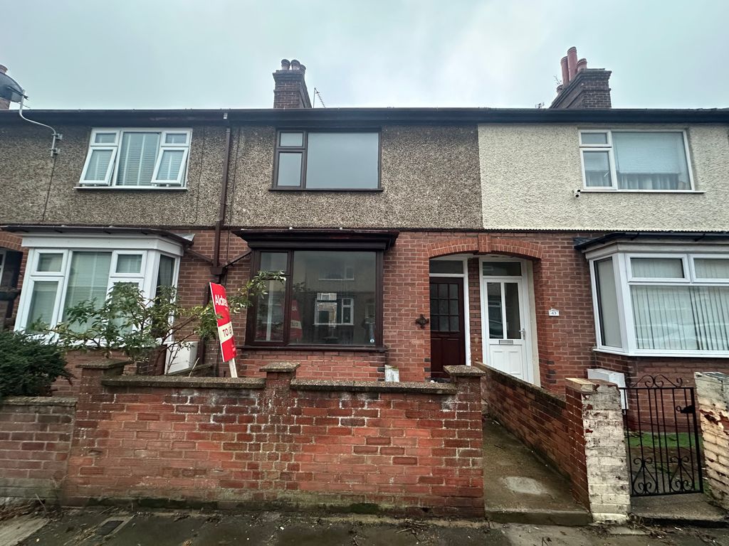 Property photo 1 of 10 Front