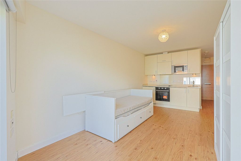 Property photo 1 of 8 Picture No. 02
