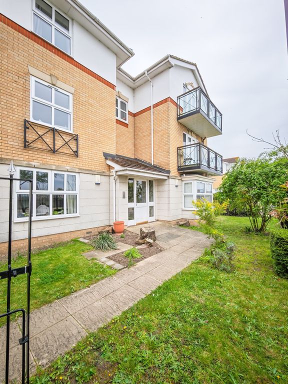 Property photo 1 of 23