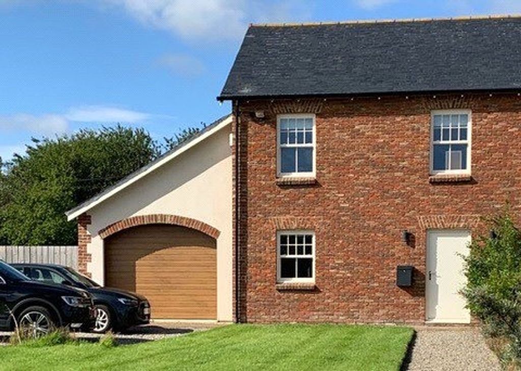 Property photo 1 of 13 External