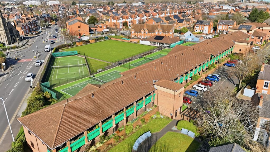 Property photo 1 of 10 Picture No. 01