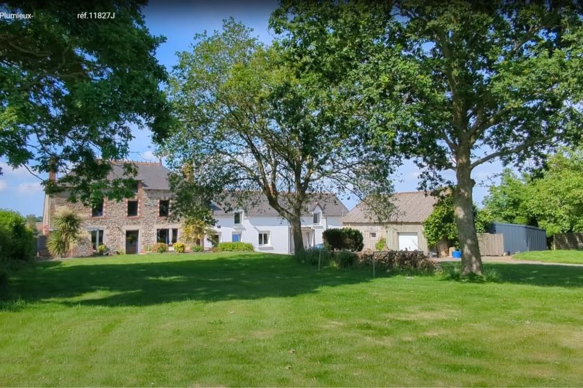 Property photo 1 of 18