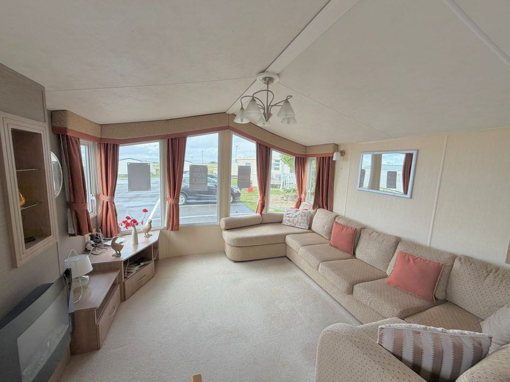 Property photo 3 of 8 Willerby Granada 2011 Vs657439 139920691.Jpeg
