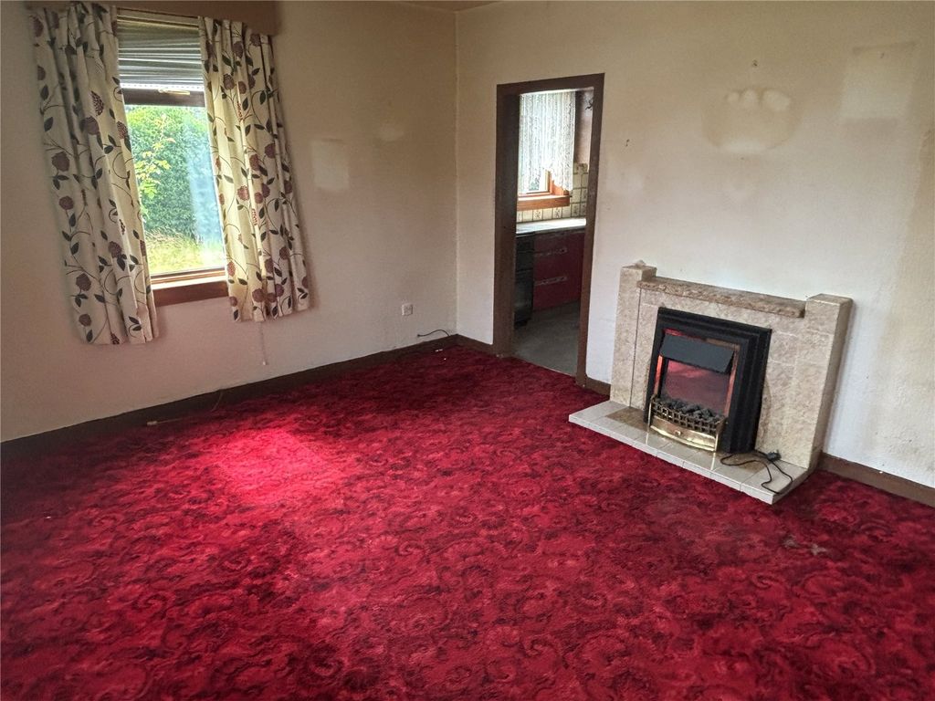 Property photo 2 of 12 Picture No. 11