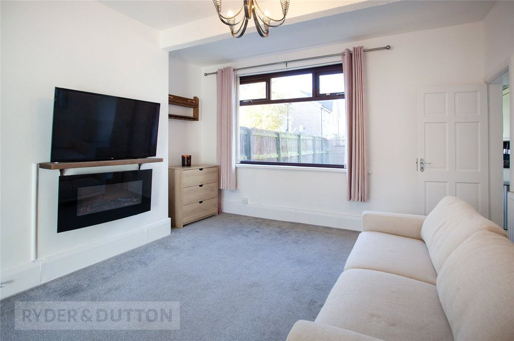 Property photo 3 of 33 Picture No. 07