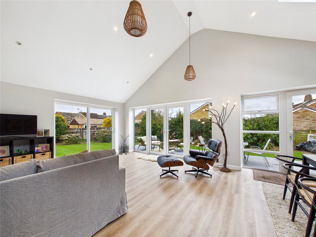 Property photo 3 of 21 Picture No. 07