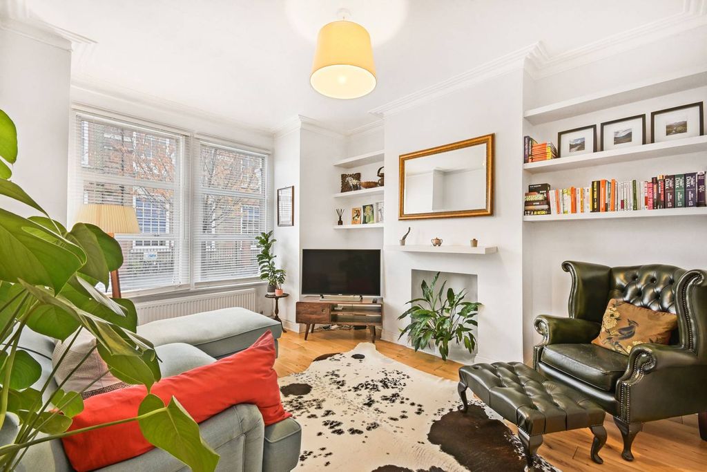 Property photo 1 of 13