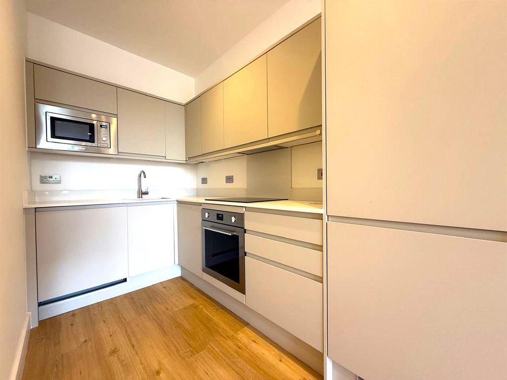 Property photo 3 of 15 Whatsapp Image 2025-06-17 At 16.42.36_c8c6Ad88.Jpg