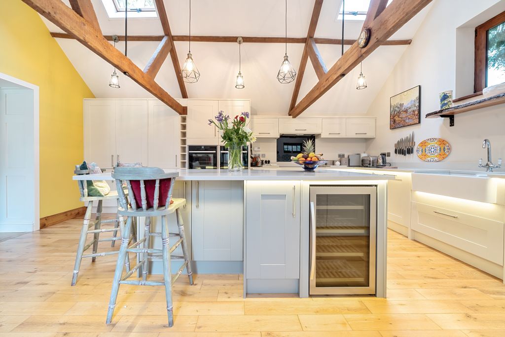 Property photo 1 of 32 1117478 (20)