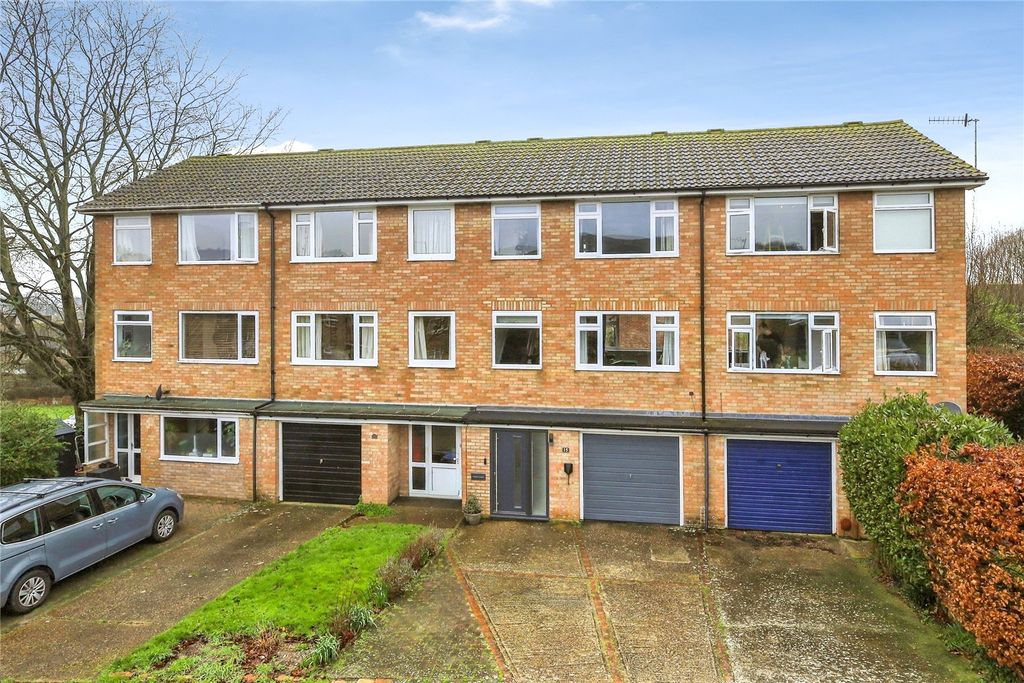 Property photo 1 of 28 Picture No. 05