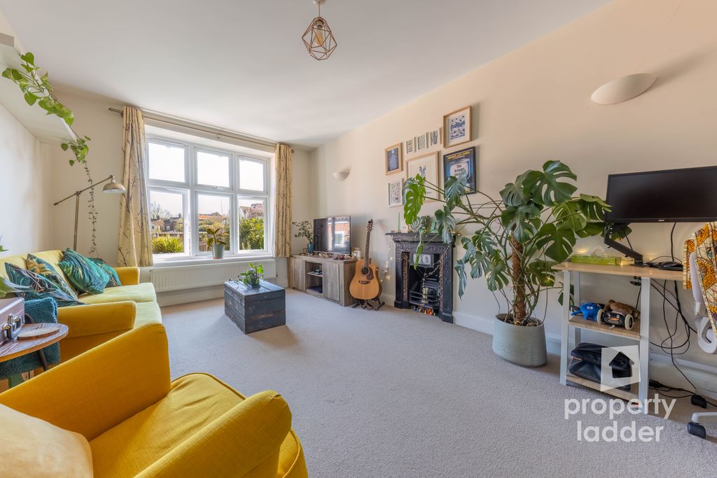 Property photo 2 of 14 Pl-4