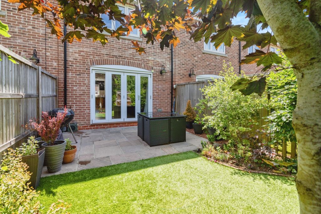 Property photo 3 of 17