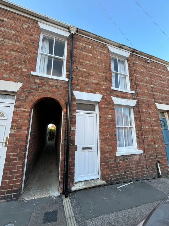 Property photo 1 of 8