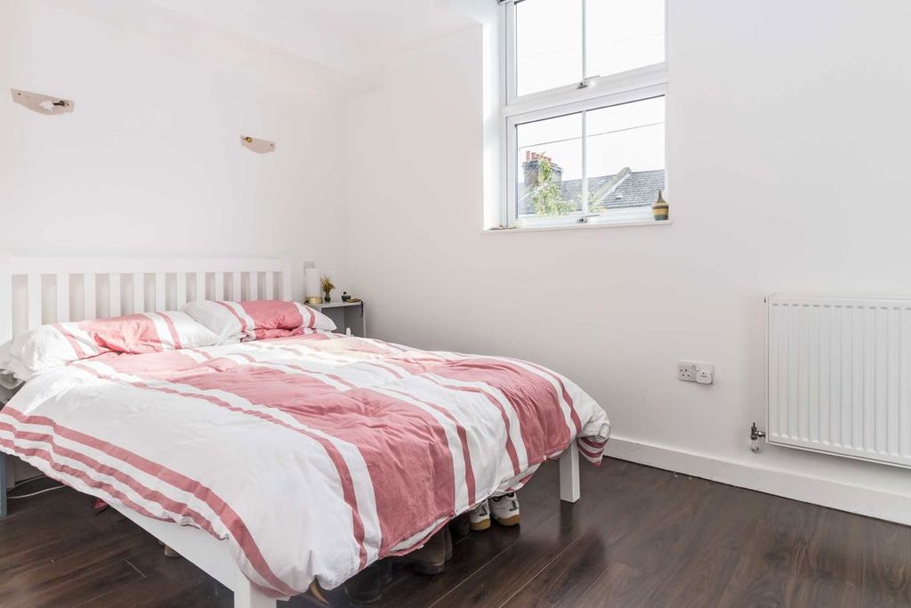 Property photo 3 of 3