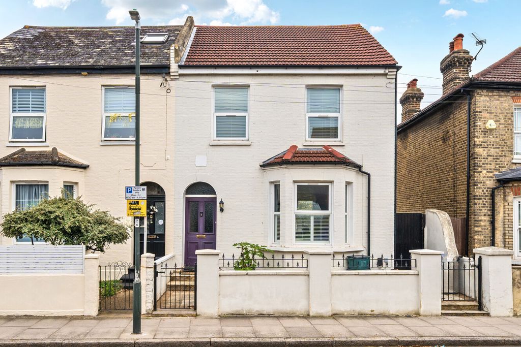 Property photo 1 of 17 1472003-3-6A33Baa...