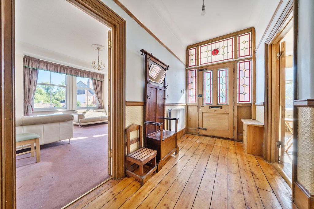 Property photo 3 of 26 1346425-8-68Bac2d...