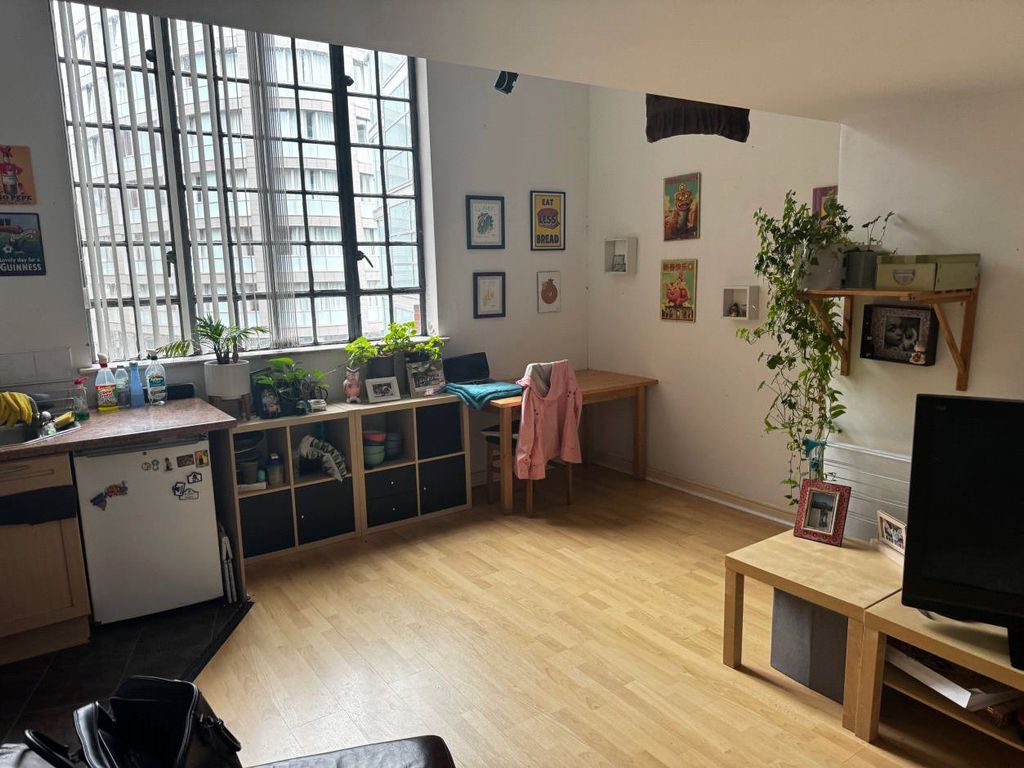 Property photo 2 of 8 Picture No. 02