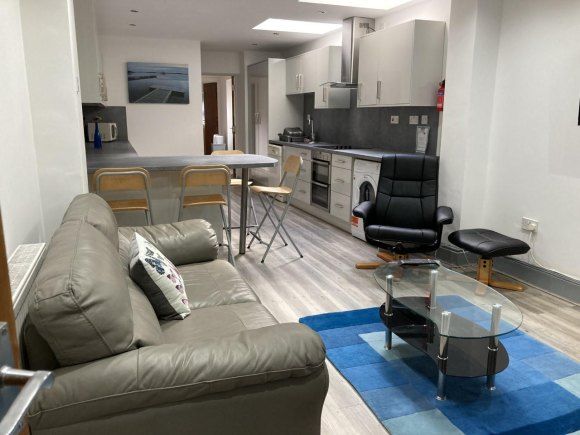 Property photo 2 of 19 Lounge To Kitchen 2020.2.Jpg