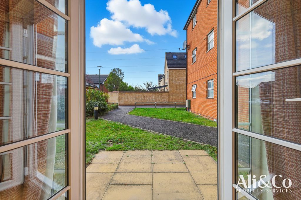 Property photo 2 of 15