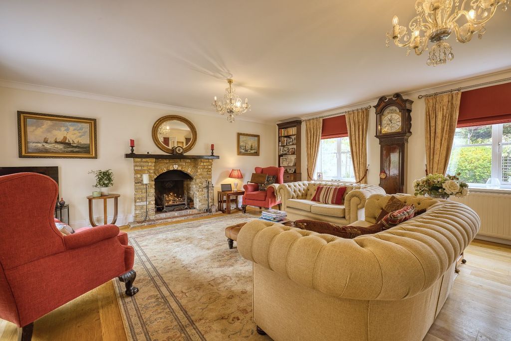 Property photo 3 of 20 Picture 3