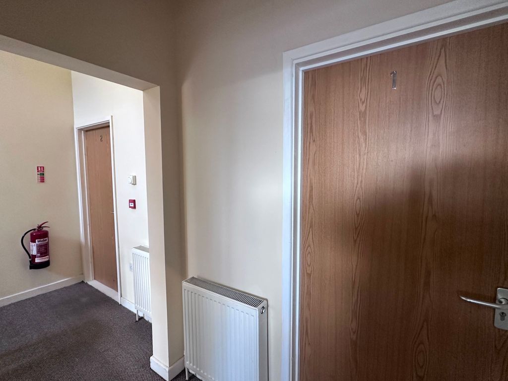 Property photo 2 of 52