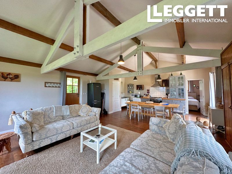 Property photo 3 of 10