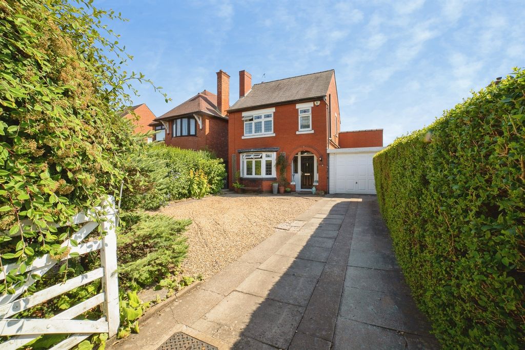 Property photo 1 of 30