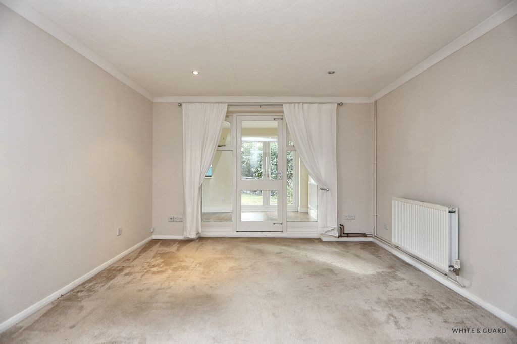 Property photo 2 of 11 Img_4959