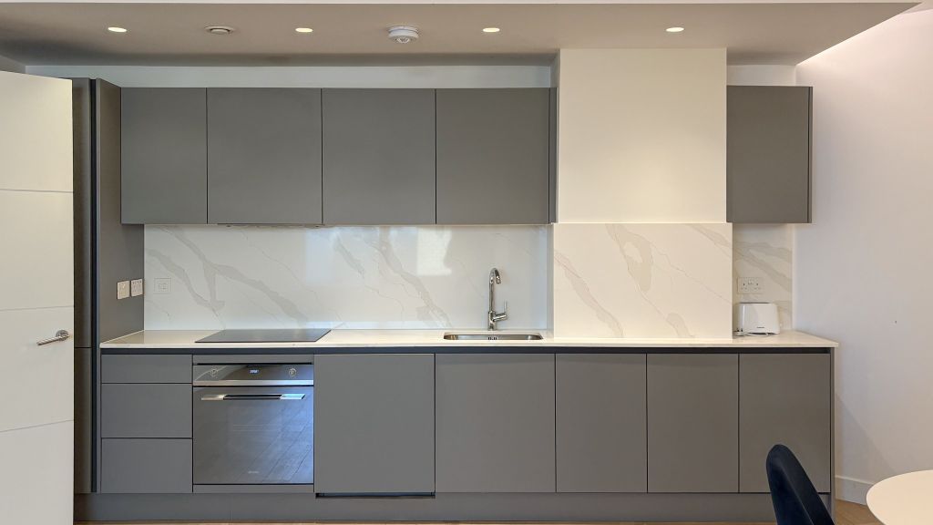 Property photo 2 of 10 Kitchen