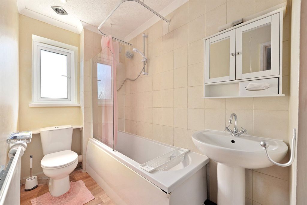 Property photo 2 of 10 Picture No. 13