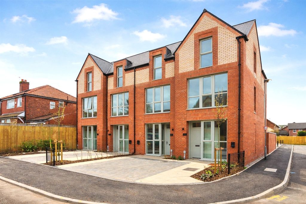 Property photo 1 of 18 Picture No. 35