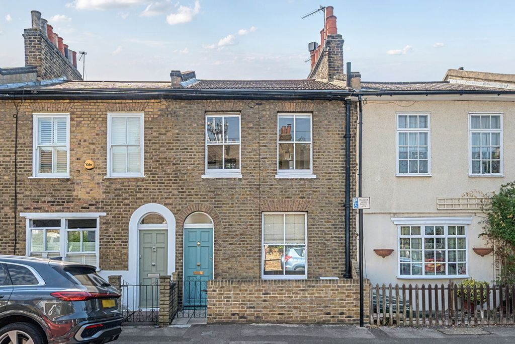 Property photo 1 of 15 External
