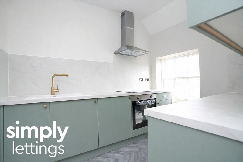 Property photo 2 of 11 Photo 1