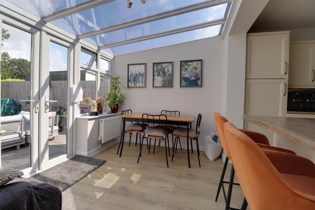 Property photo 2 of 16 2 - Picture No. 06