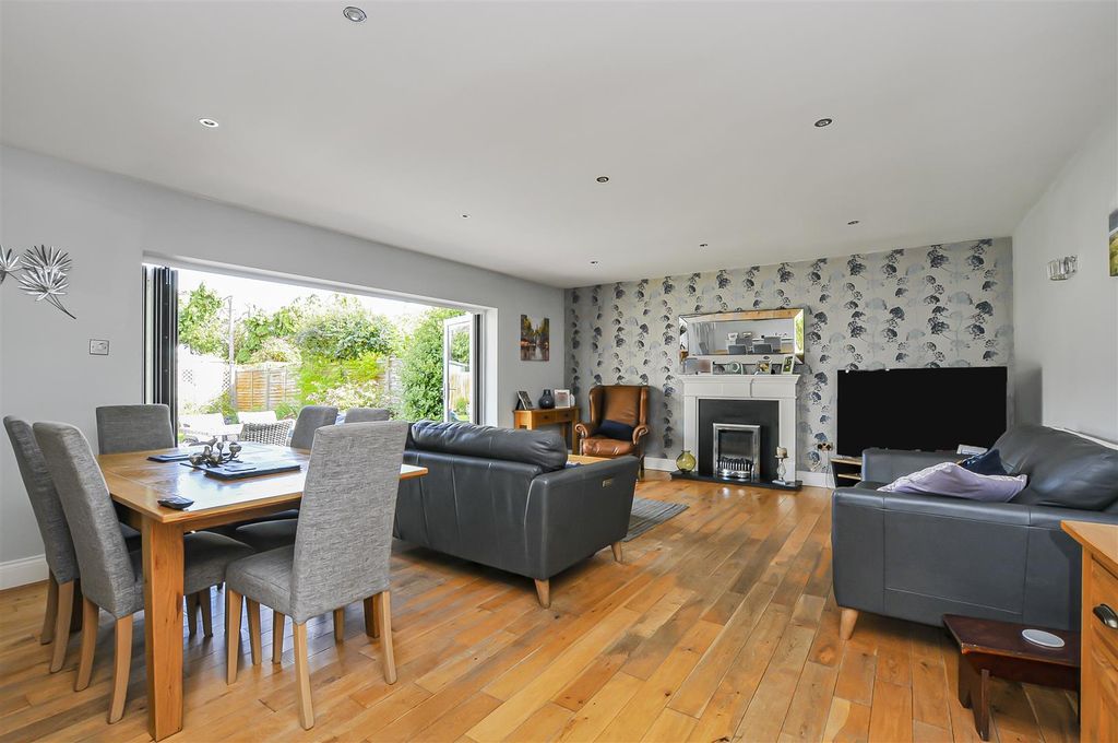 Property photo 2 of 20 Dsc_4240.Jpg