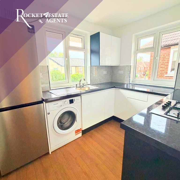 Property photo 2 of 8 Gallery