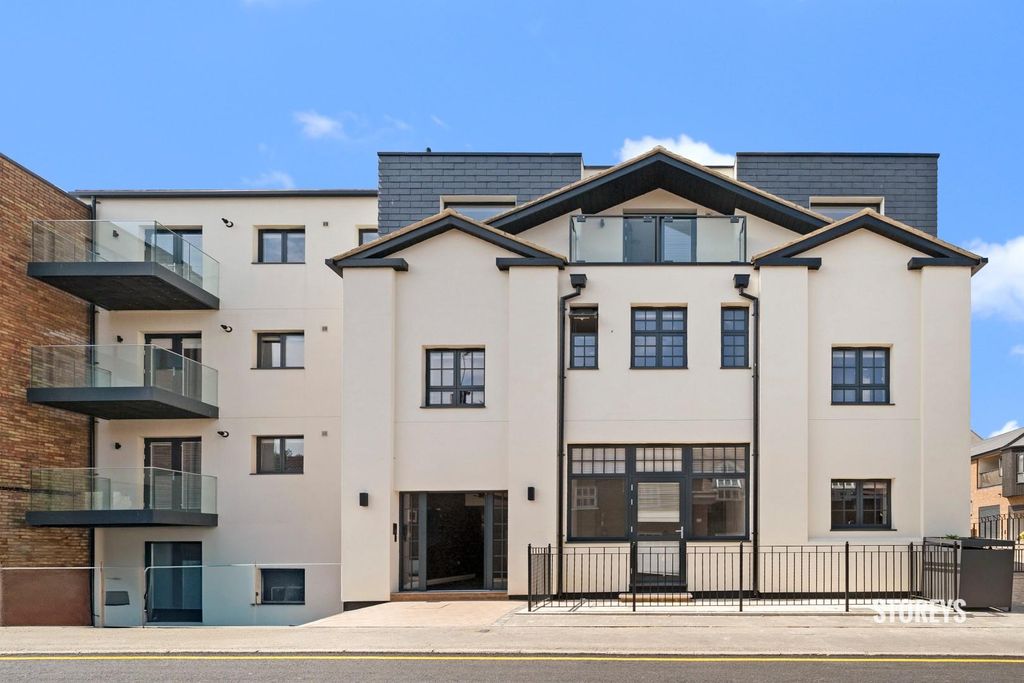 Property photo 3 of 20