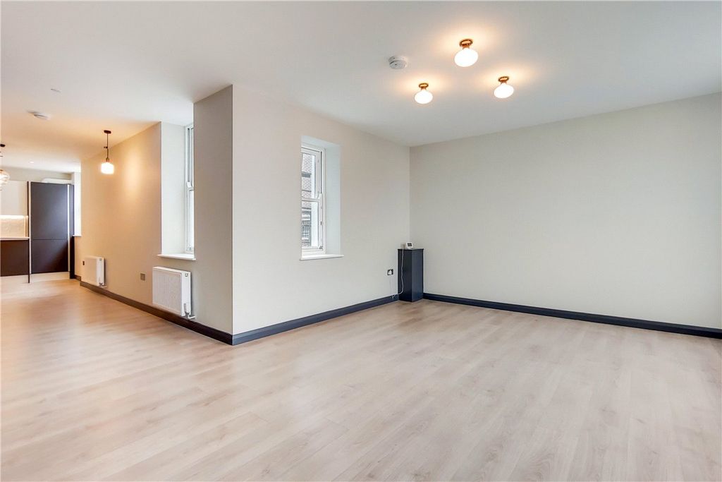 Property photo 2 of 13 Picture No. 07